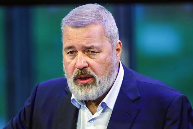 穆拉托夫拍賣他的諾貝爾和平獎獎章，以造福俄烏戰爭中流離失所的兒童，結果拍賣金額打破過往紀錄。（圖／美聯社）