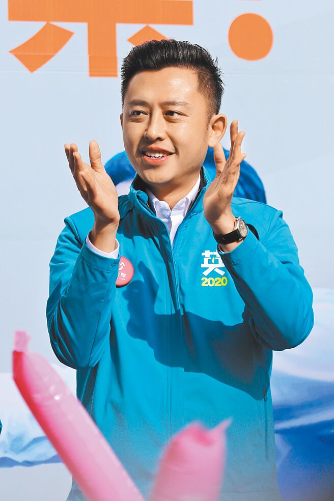 桃园市长选战人选均出炉，民进党选对会建议徵召新竹市长林智坚（见图）。（本报资料照片）