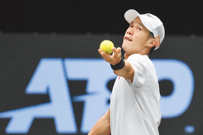 庄吉生在温布顿草地网球锦标赛会外赛首战顺利过关。（本报资料照片／美联社）