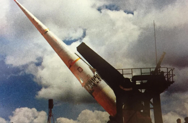 中国640工程开发的第一代反导系统「 反击一号」（原名红旗-81号）反弹道拦截导弹。（图／新浪网）
