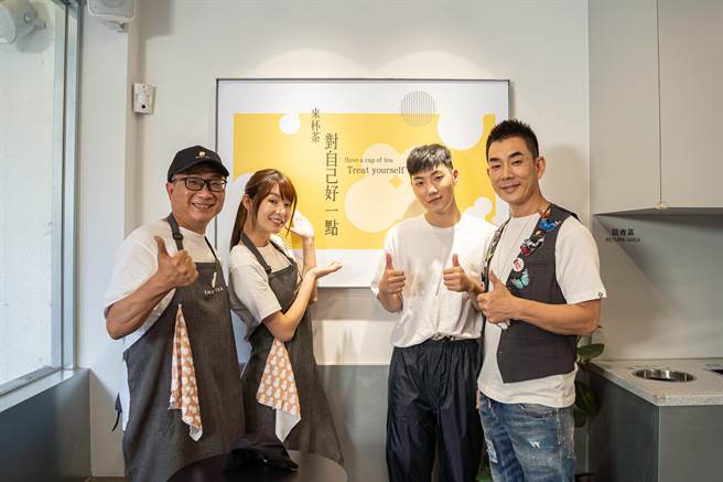 歇腳亭老闆鄭凱隆(左起)、Yuri、振緯演出任賢齊新歌MV。（寰亞音樂、香格里拉音樂提供）