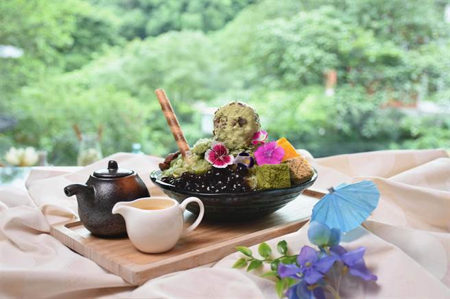 日勝生加賀屋納涼祭限定抹茶刨冰。（日勝生加賀屋提供）