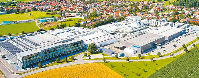 莫迪维克位于德国巴伐利亚省Wolfertschwenden的总部，于1961年成立，目前全球85家分公司，员工人数6,800位。图／业者提供