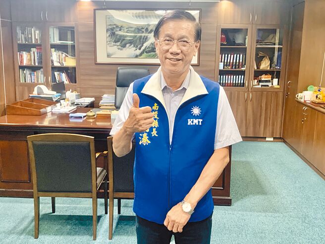 南投县长林明溱身在公门好修行，将为民眾解决困难当成做功德。（廖志晃摄）