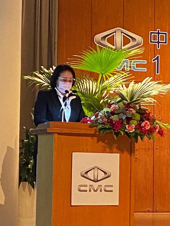 （中華汽車董事長嚴陳莉蓮23日親自主持股東會。圖／業者提供）