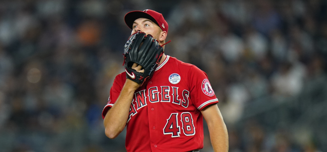 德梅斯曾在5月对光芒投出无安打比赛(美联社资料照)