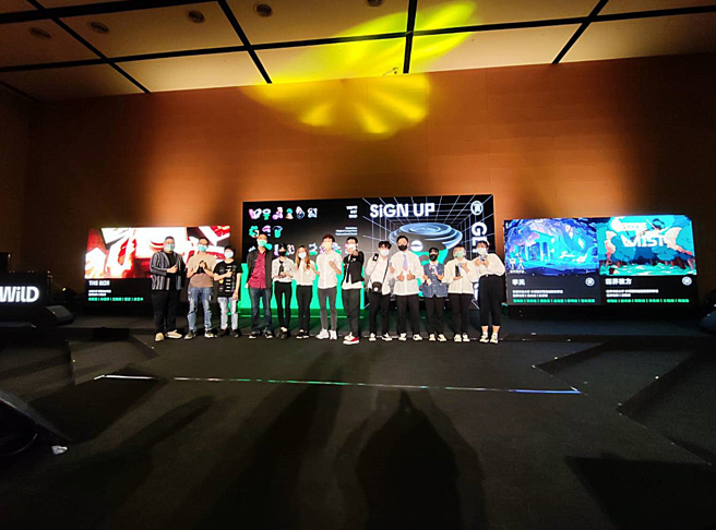 《雾界彼方 Side Of The Mist》是一款‎次世代RPG＆弹珠台游戏，为玩家带来新鲜体验。(图/龙华科大提供)