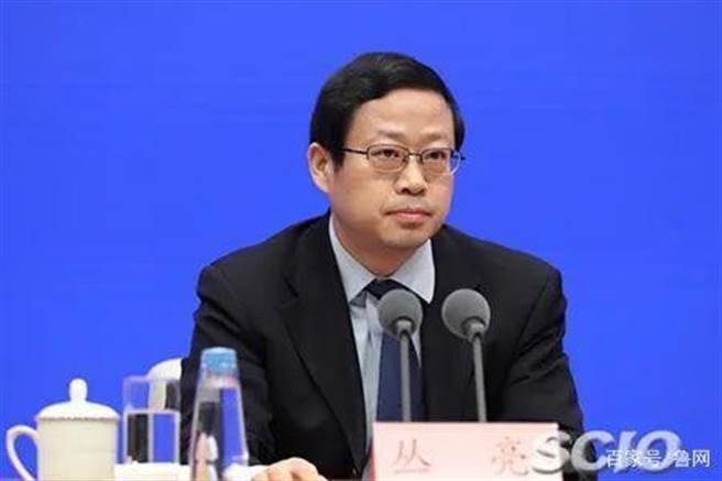 大陸糧食購銷腐敗，叢亮新任國家糧儲局黨組書記整頓。（山東魯網）