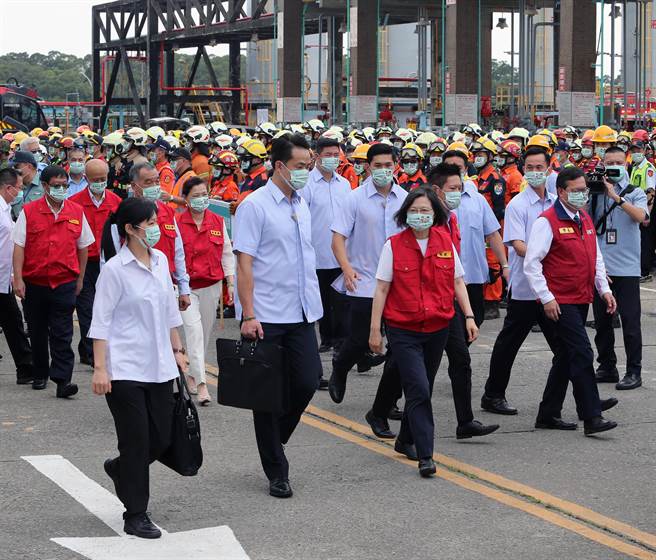 蔡英文总统23日下午到桃园市视察「111年桃园市全民防卫动员暨灾害防救（民安8号）演习」。（陈麒全摄）