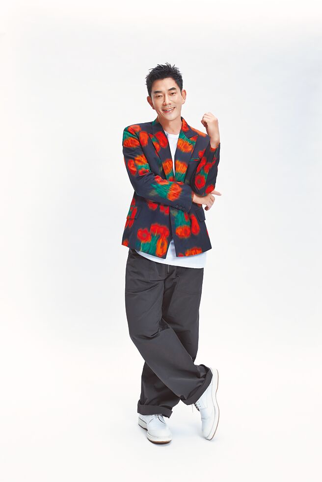 任贤齐推出新歌〈对我好一点〉。（寰亚音乐、香格里拉音乐提供）