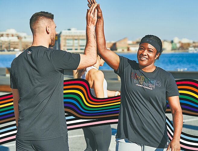 UA Pride男款短T-shirt，1080元。（UNDER ARMOUR提供）