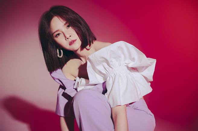 陈思函相隔10年推出新专辑《动物直觉》。（希望之夏音乐创意提供）