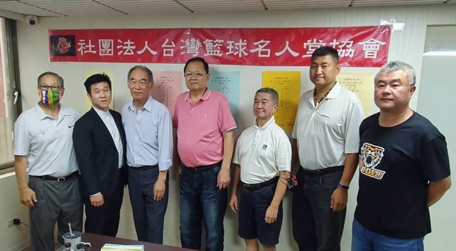 台湾篮球名人堂今天顺利完成开票程序。(台湾篮球名人堂提供)