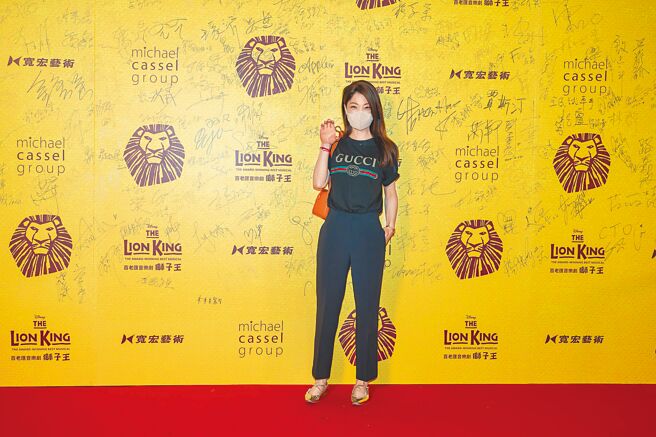 蔡旻纹昨抽空观赏音乐剧《狮子王》。（宽宏艺术提供）
