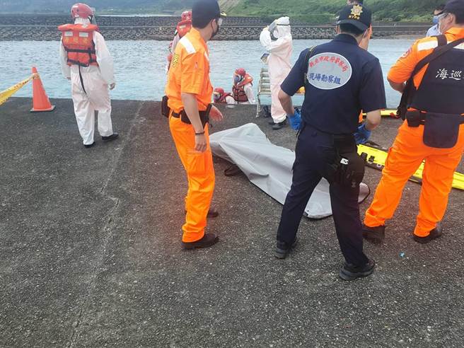 核二厂出水口昨惊见1具浮尸。（民眾提供）