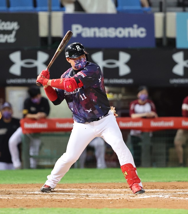 樂天桃猿林泓育24日單場吞下5次三振，生涯頭一遭。（樂天桃猿提供）