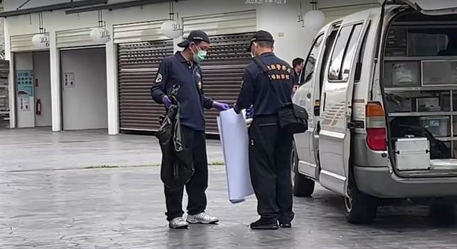 摩鐵雙屍命案，檢方晚間初步相驗，指出子彈卡在後腦勺、女方頸部有壓痕，至於之前是否曾經懷孕、流產還待解剖相驗。（民眾提供／吳敏菁彰化傳真）