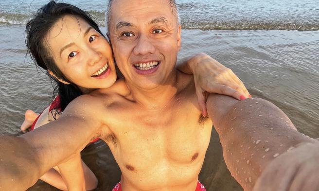 藺奕》如果說六月是一首寫壞的小詩