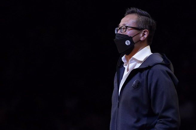 篮网老板蔡崇信也忍受不了厄文的接连脱序行为。(美联社资料照)