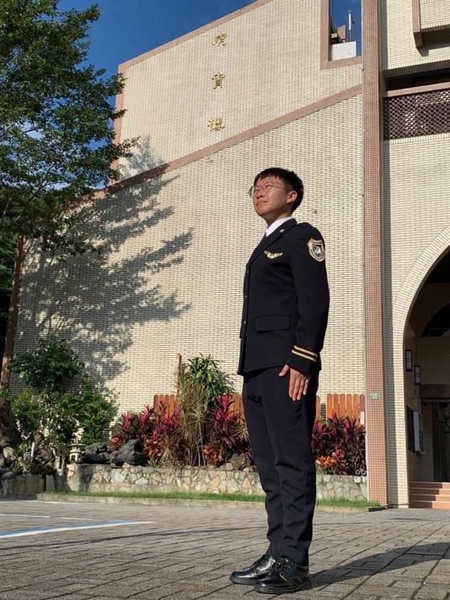 2019年報考移民署移民官越南組的張秀雯考取當年的榜首。（移民署提供）