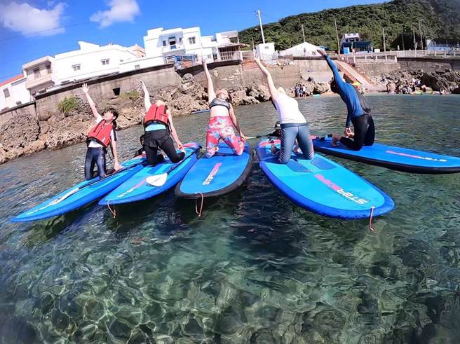 东港大鹏湾国际休閒特区将于7月举办「水上嘉年华」，推出10项水上活动免费体验，目前报名率高达95％以上。（谢佳潾摄）