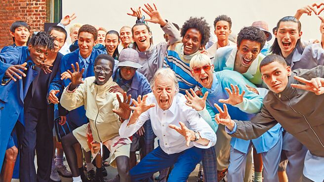 就算年事已高，Paul Smith本人依旧充满童趣之心。（Paul Smith提供）