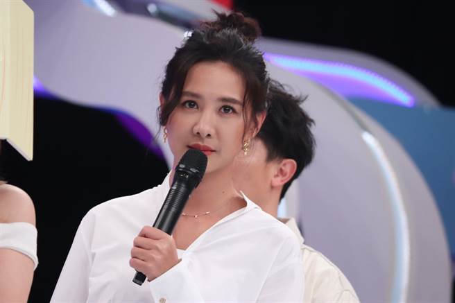 安心亚与阿Ken传绯闻多年。（中天综合台提供）