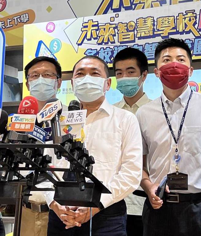 恩恩案後，侯友宜的「信任指數」在政治人物中仍然穩居第一。（李奇叡攝）