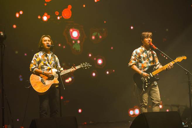 動力火車日前錄製VR360度環景演唱會。（緯謙科技提供）