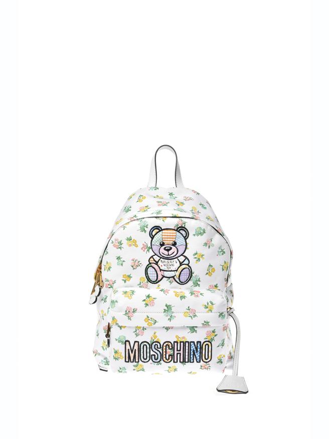 SOGO敦化館MOSCHINO 碎花泰迪熊後背包，3萬8800元。（SOGO提供）