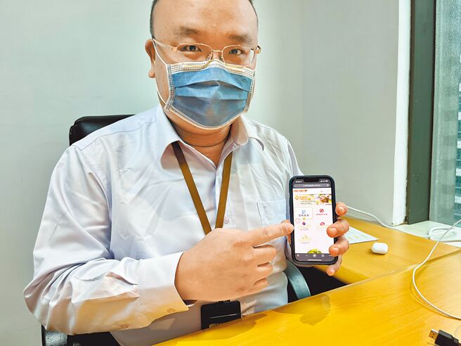 公胜GOGO保平台负责人杨振和认为控制合理损率以及调整以符合市场消费者需求，产险业者应检视宠物险保单内容，有需求应及早投保为宜。图／公胜保经提供