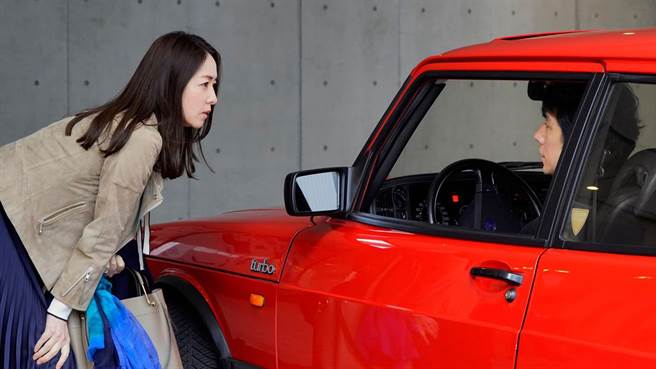 日片《在车上》在国际影展大放异彩，是今年影坛的鉅作。（CATCHPLAY提供）