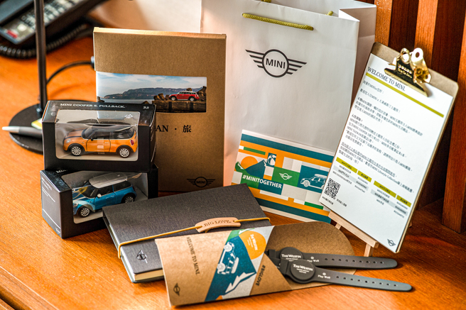 入住MINI品牌主题房享有多项独家赠品。(戴志扬翻摄)