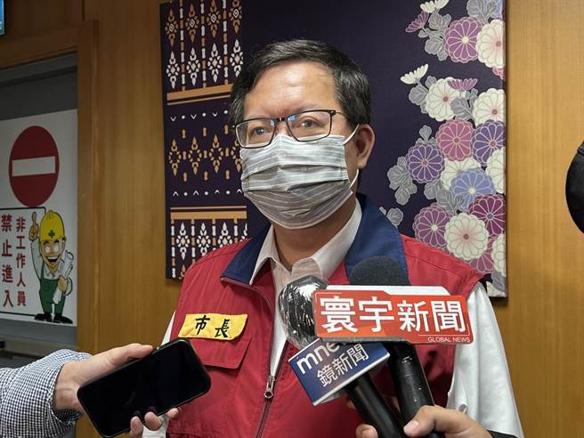 桃园市长郑文灿28日直指林智坚会在7月初请辞，但详细时间让林自己宣布。(蔡依珍摄)