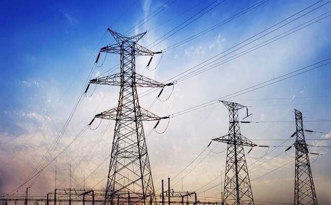 用電大戶一次調漲15％衝擊大 電電公會：分階段漲	。（示意圖／shutterstock）