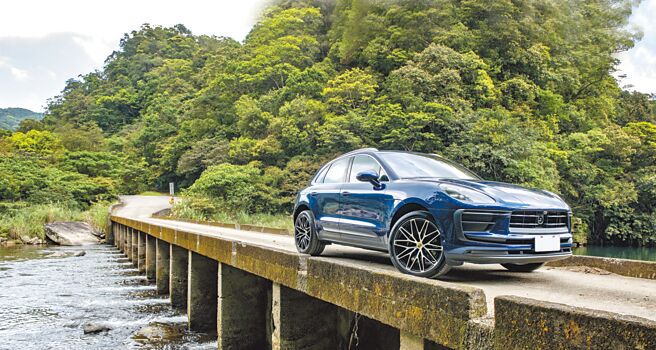 一名业务表示有车主放弃保时捷Macan改买纳智捷U6。（示意图，资料照，陈大任摄）