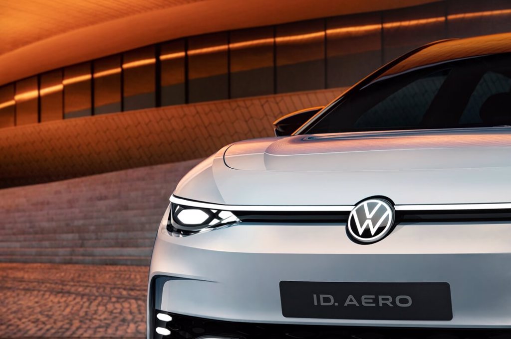 Volkswagen推出首款純電動Sedan概念車ID. AERO
(圖/CarStuff)