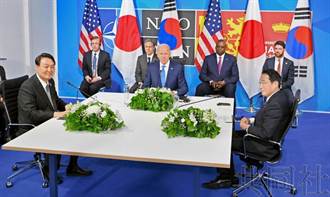 北约场边三方会谈 美日韩同意强化合作应对北韩威胁