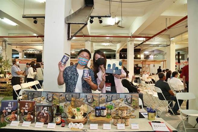 媒合會上，嘉義市知名林聰明沙鍋魚頭與里響咖啡業者也到場。（嘉義市政府提供∕呂妍庭嘉義傳真）