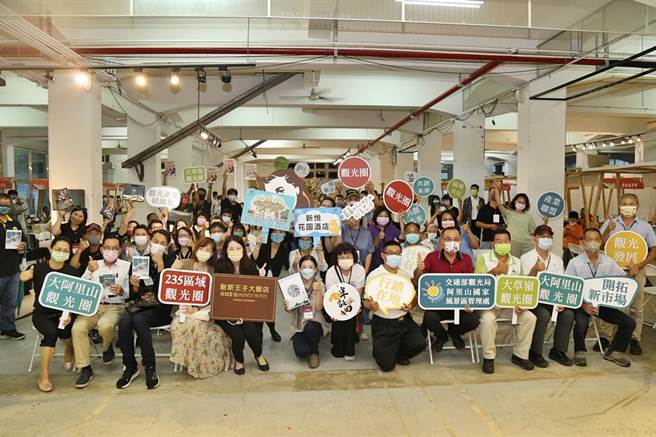 今天的媒合會吸引38家廠商，近百人參與。（嘉義市政府提供∕呂妍庭嘉義傳真）