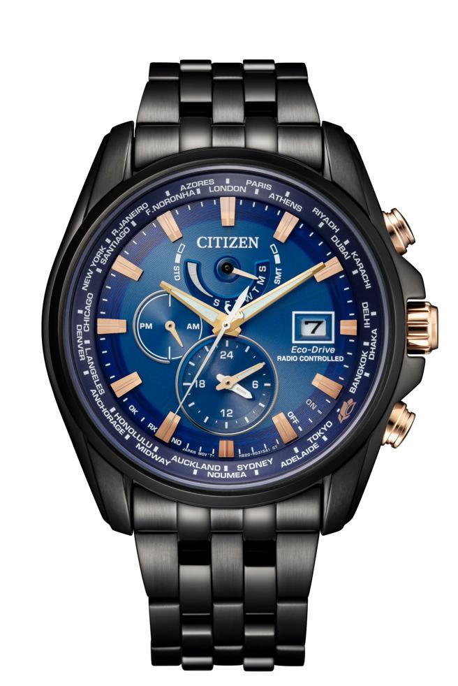CITIZEN来台25周年纪念限量款光动能电波时计腕表，限量1000只，3万800元。（CITIZEN提供）