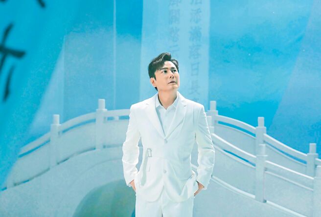 張信哲近來推出新歌，憶起當年十分著迷電影《倩女幽魂》。（潮水音樂提供）