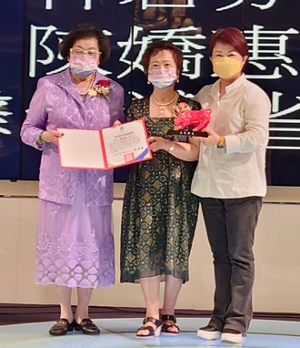 台灣蘭馨協會30週年 盧秀燕到場感謝協會號召做公益