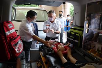 三陽送竹縣救護車 加裝新生兒固定裝置組