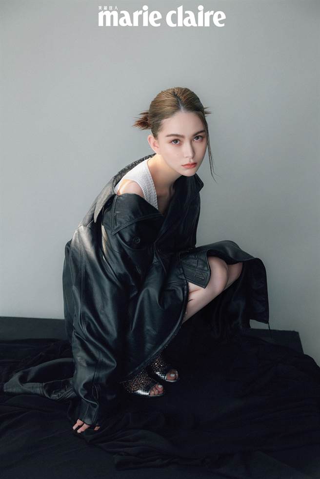 昆凌產後1個月宣布復工，秀出姣好身材。（Marie Claire美麗佳人提供）