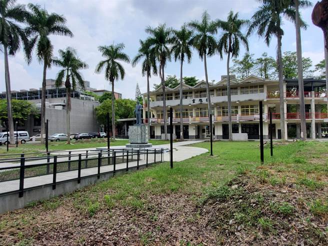 雲林科技大學校內的「雲旭樓」 是雲林國中舊址的校舍，雲林縣府盼能作為縣史館籌備處。（周麗蘭攝）