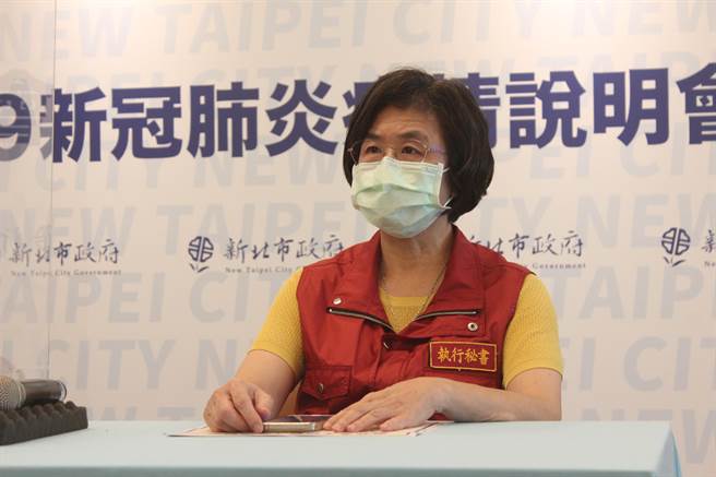 新北市卫生局长陈润秋表示，卫福部要新北提出检讨报告，我们整理好会回覆给指挥中心，对于恩恩爸爸提告予以尊重。（陈慰慈摄）
