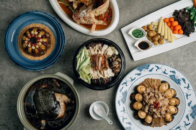 大地酒店北投宴酒家菜是10人桌席菜色之一。（大地酒店提供）