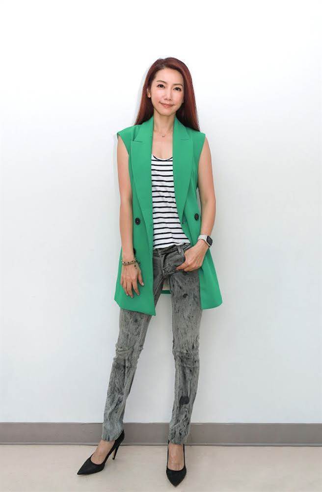 林韋君演出《黃金歲月》。（民視提供）