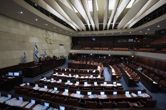 以色列國會議員正式解散國會，以色列因此將在4年內第5度舉行大選。（圖／美聯社）